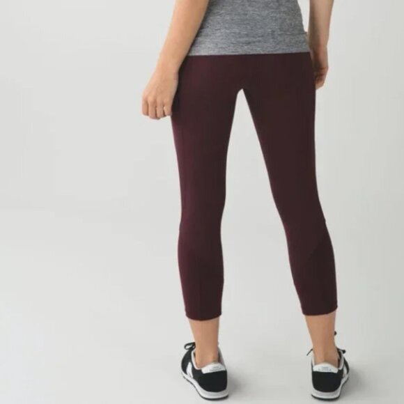 Lululemon Athletica Give Me Qi Crop Burgundy Workout Leggings SZ 4 - Picture 6 of 10
